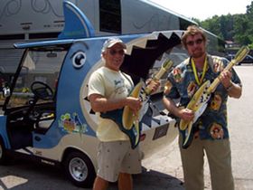 Jimmy Buffett tour features mobile video game contest